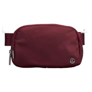 NWT Lululemon Everywhere Belt Bag red merlot